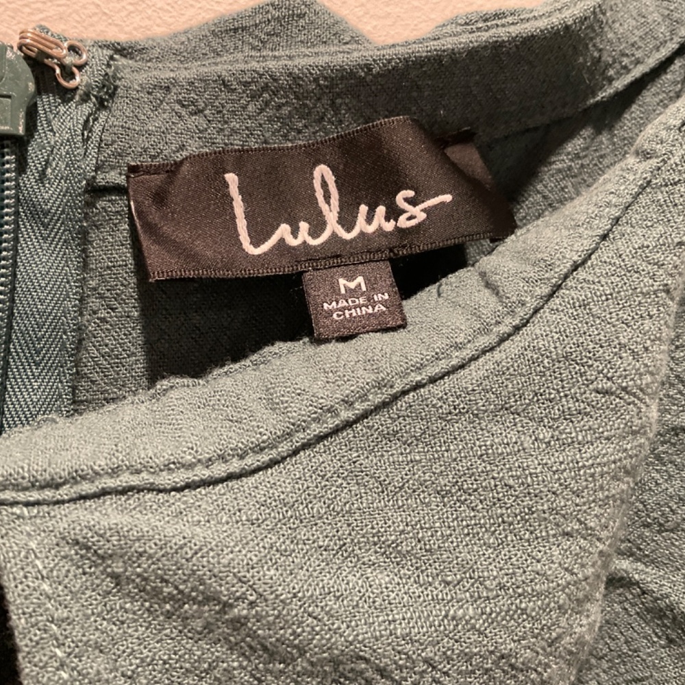 Green summer romper with pockets - Picture 2 of 4